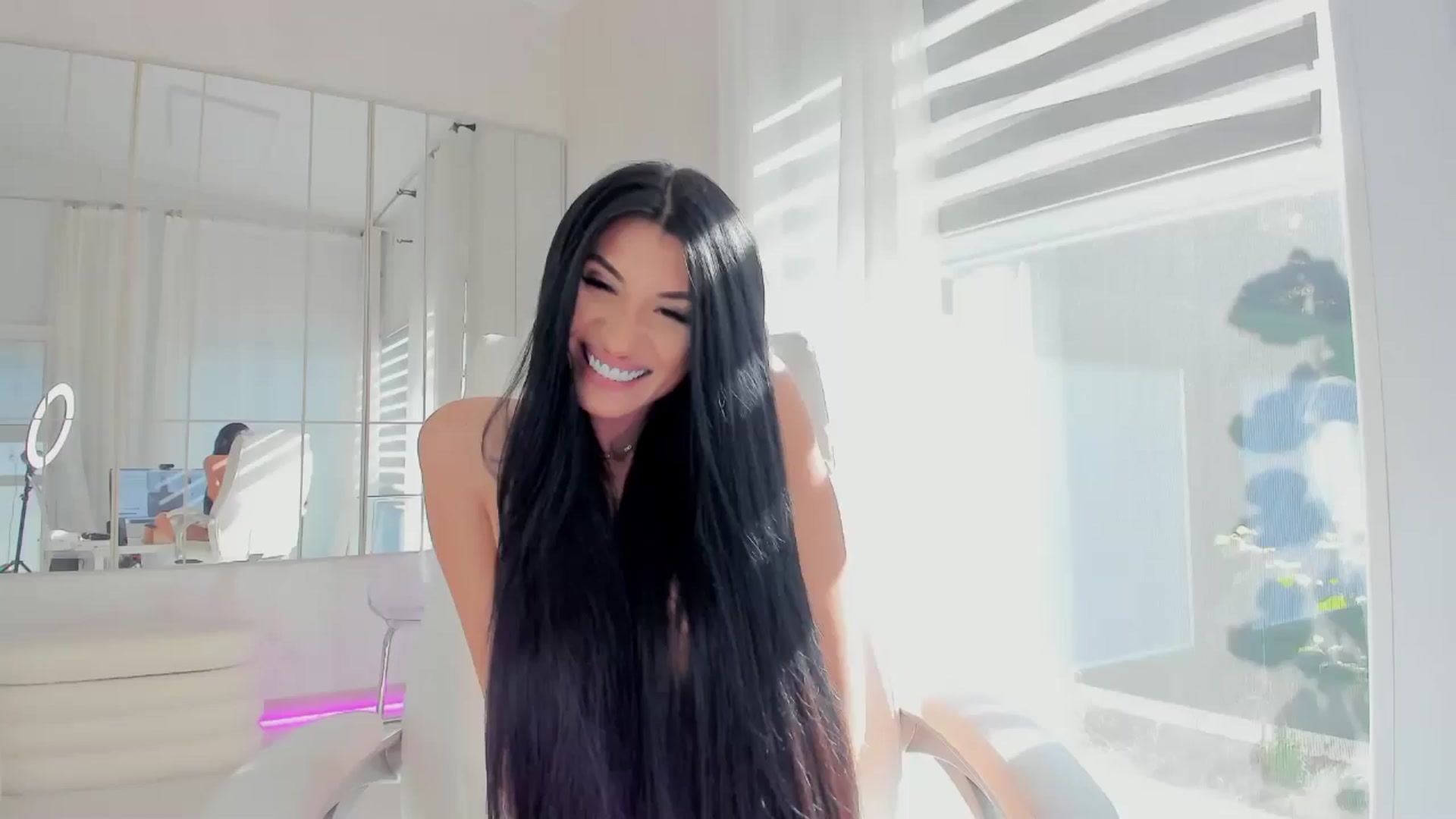 Gallery image thumbnail from Miss_diamond_'s myfreecams stream on, 11/01/2025, 13:48 image 1 of 20