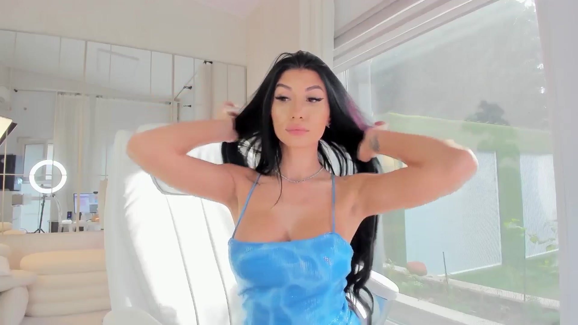 Gallery image thumbnail from Miss_diamond_'s myfreecams stream on, 11/06/2025, 09:40 image 9 of 20