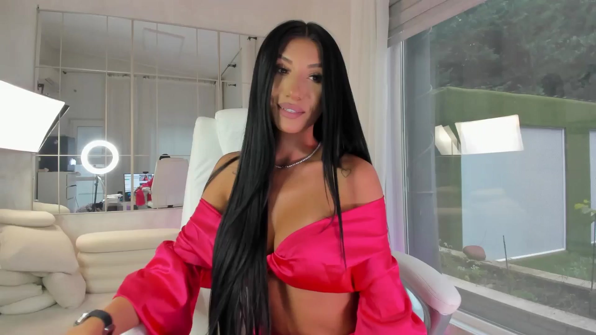 Gallery image thumbnail from Miss_diamond_'s myfreecams stream on, 11/19/2025, 11:49 image 7 of 20