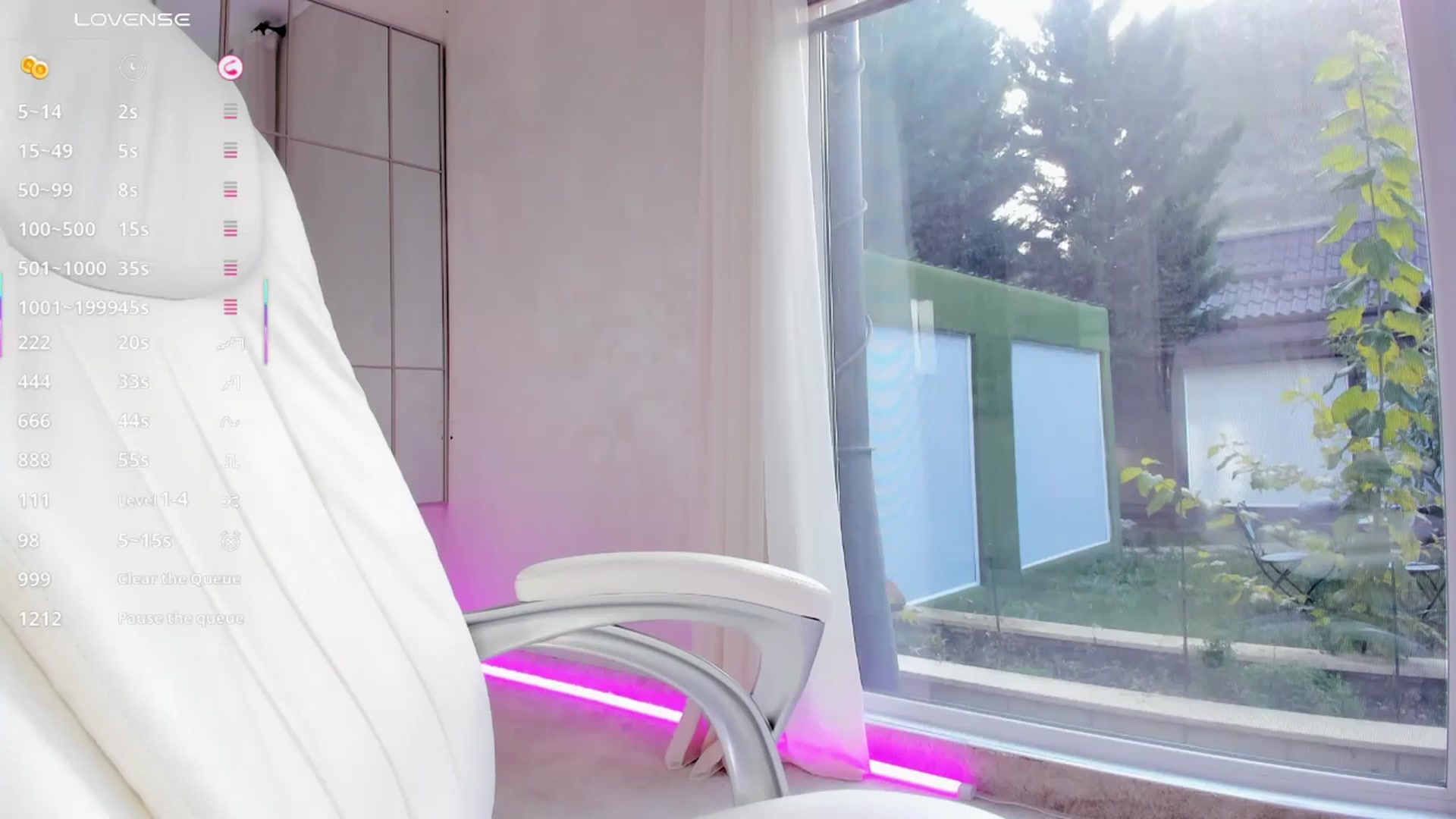 Gallery image thumbnail from Miss_diamond_'s myfreecams stream on, 11/26/2025, 11:22 image 5 of 20
