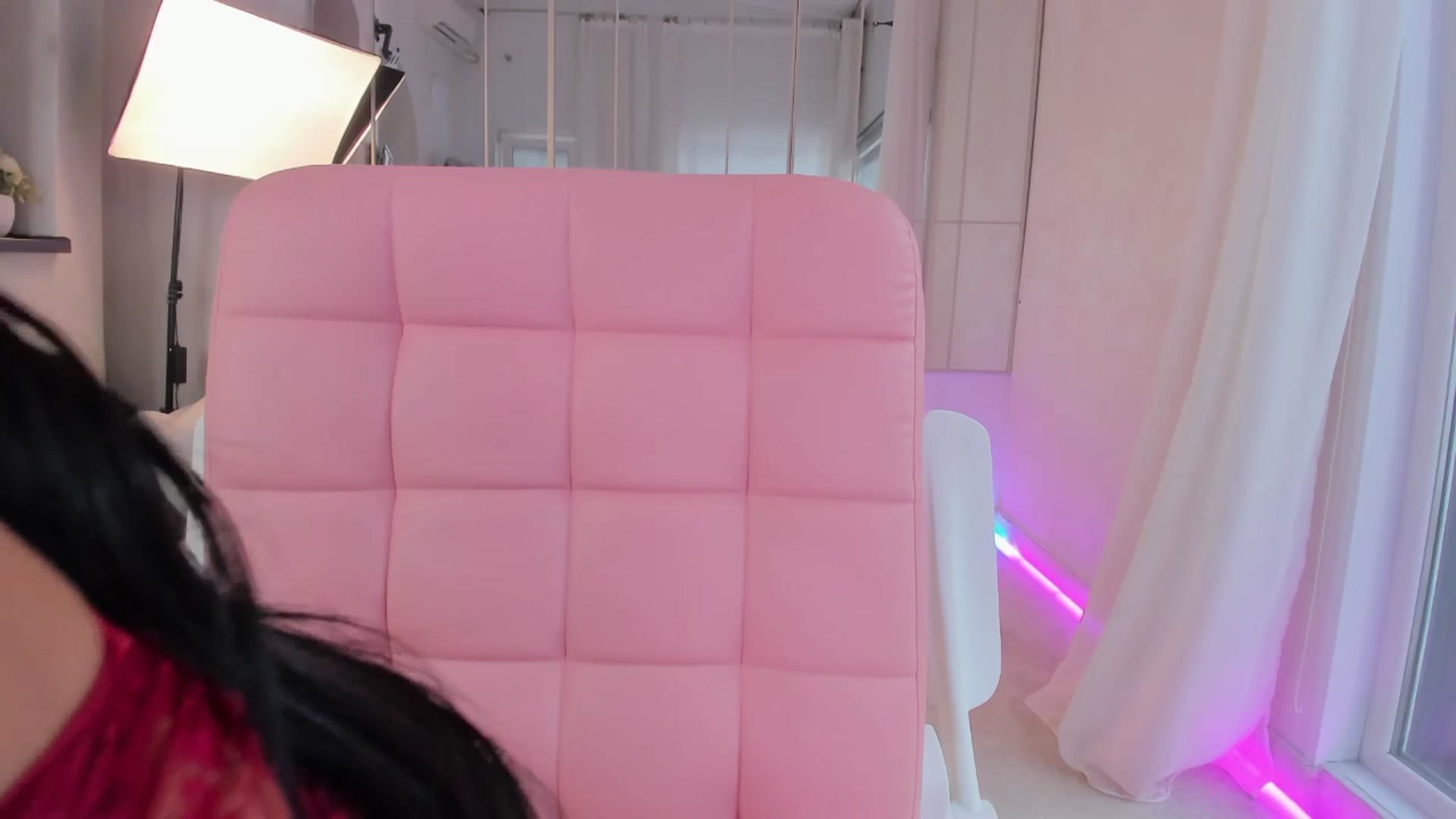 Gallery image thumbnail from Miss_diamond_'s myfreecams stream on, 12/04/2025, 13:32 image 2 of 20