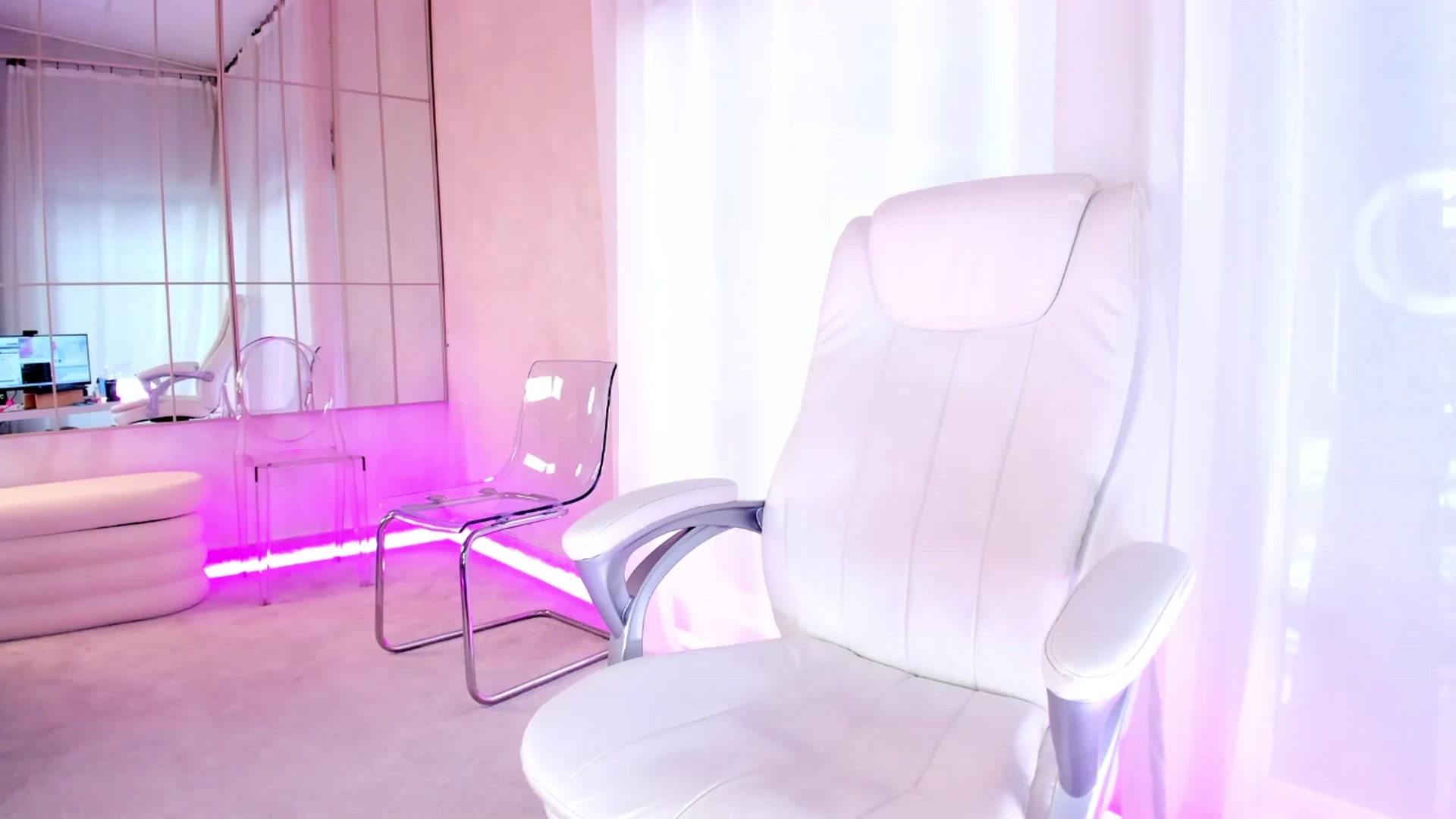 Gallery image thumbnail from Miss_diamond_'s myfreecams stream on, 01/23/2026, 10:19 image 2 of 20