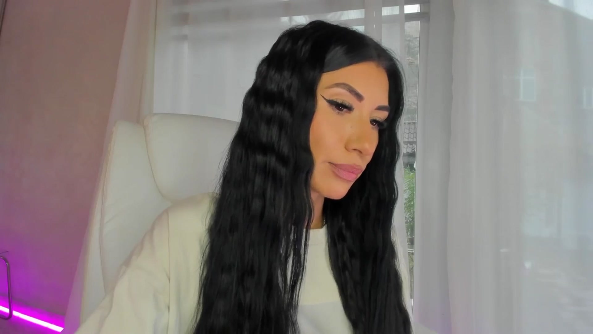 Gallery image thumbnail from Miss_diamond_'s myfreecams stream on, 02/13/2026, 09:03 image 11 of 20