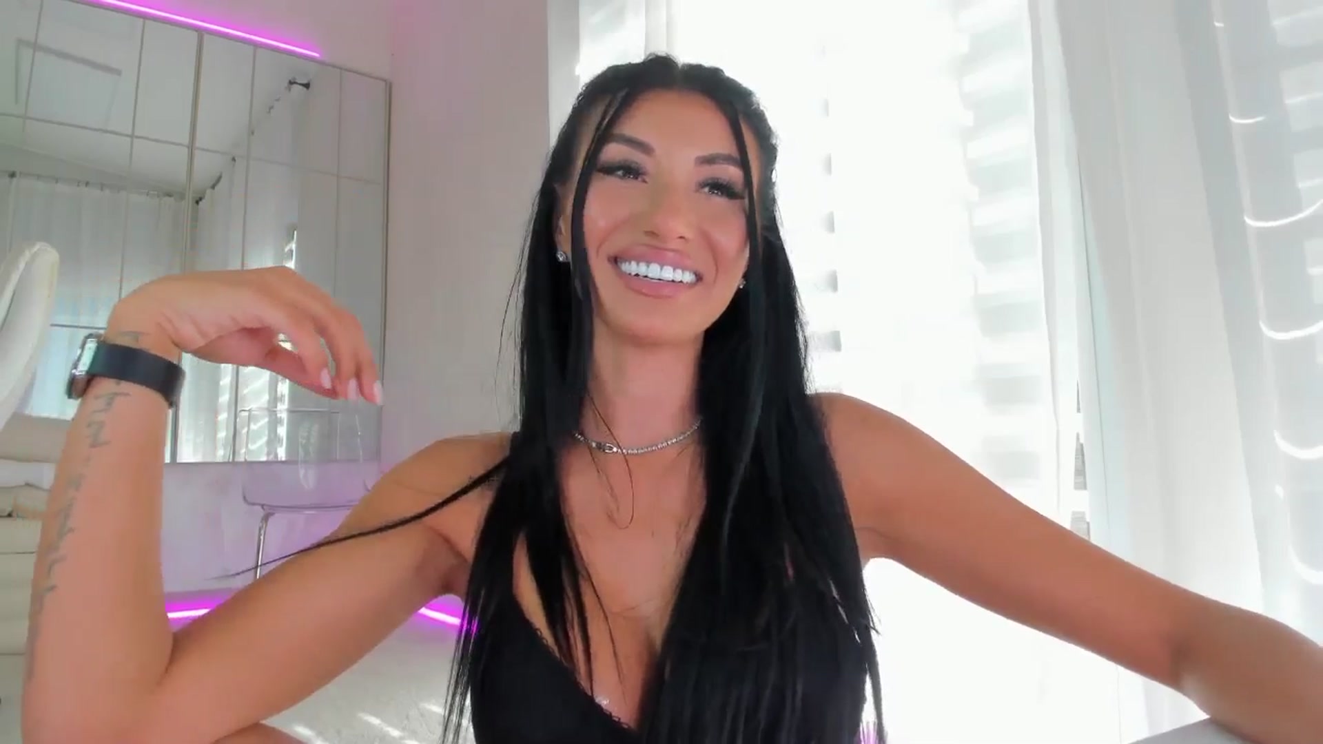 Gallery image thumbnail from Miss_diamond_'s myfreecams stream on, 03/10/2026, 09:53 image 18 of 20
