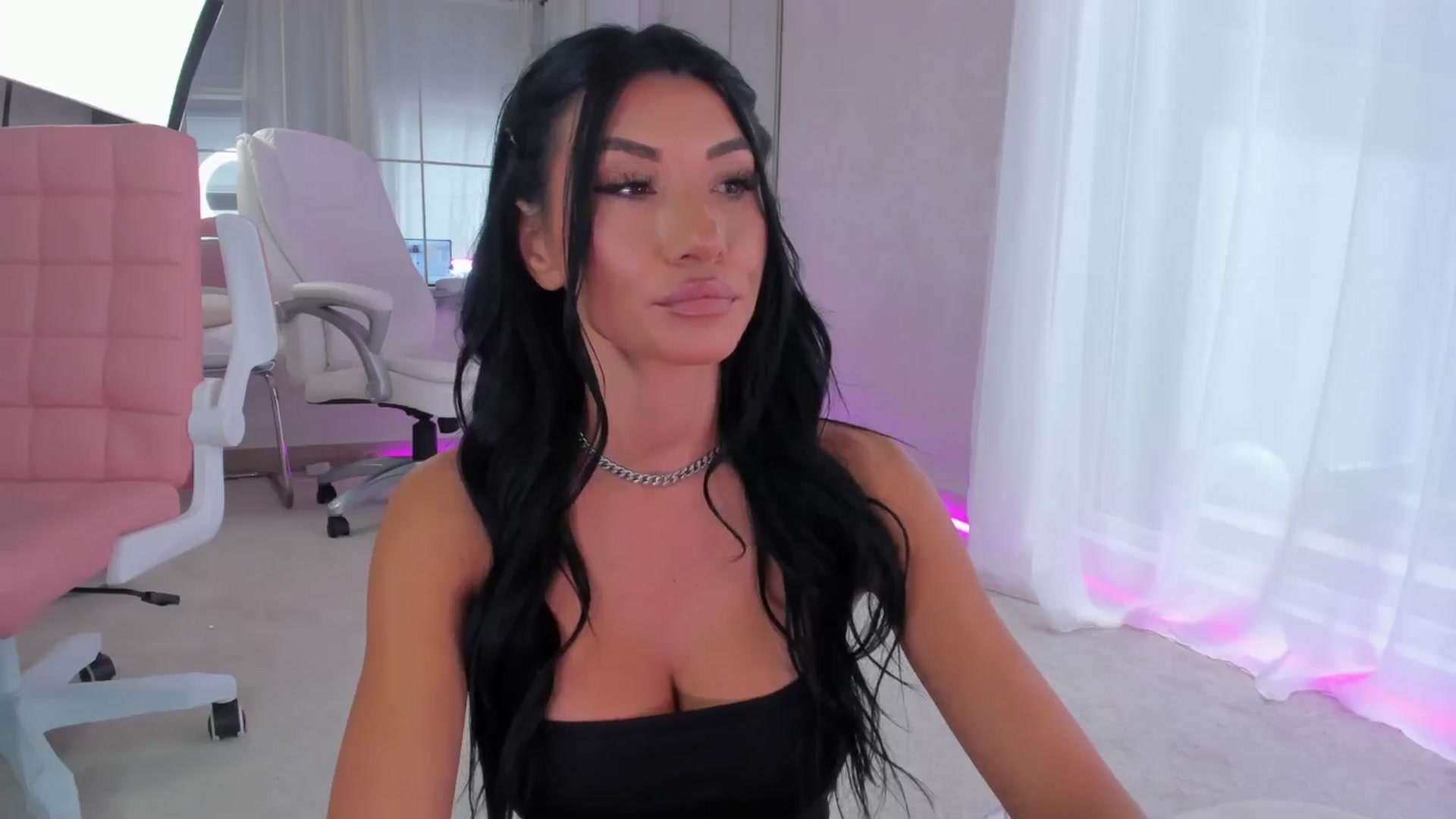 Gallery image thumbnail from Miss_diamond_'s myfreecams stream on, 03/20/2026, 13:02 image 10 of 20