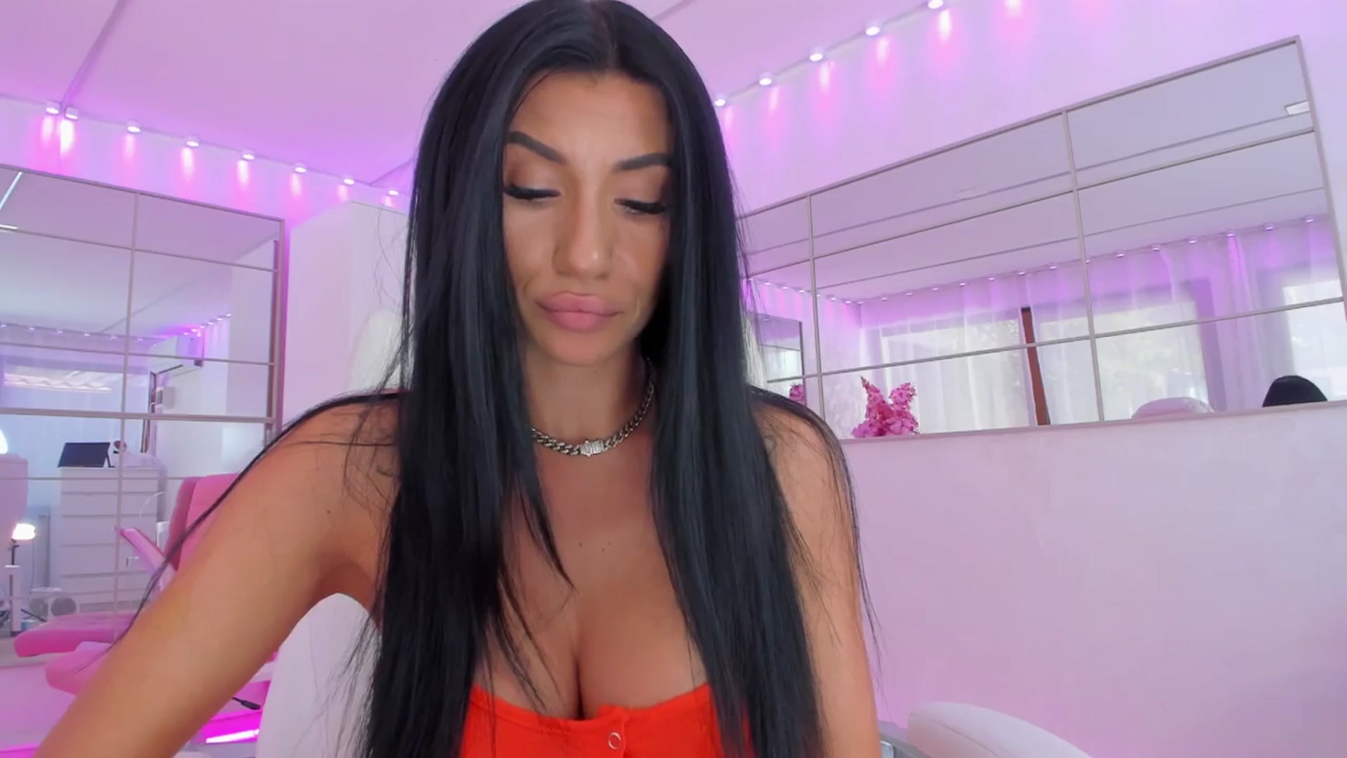 Gallery image thumbnail from Miss_diamond_'s myfreecams stream on, 04/16/2026, 12:00 image 5 of 20