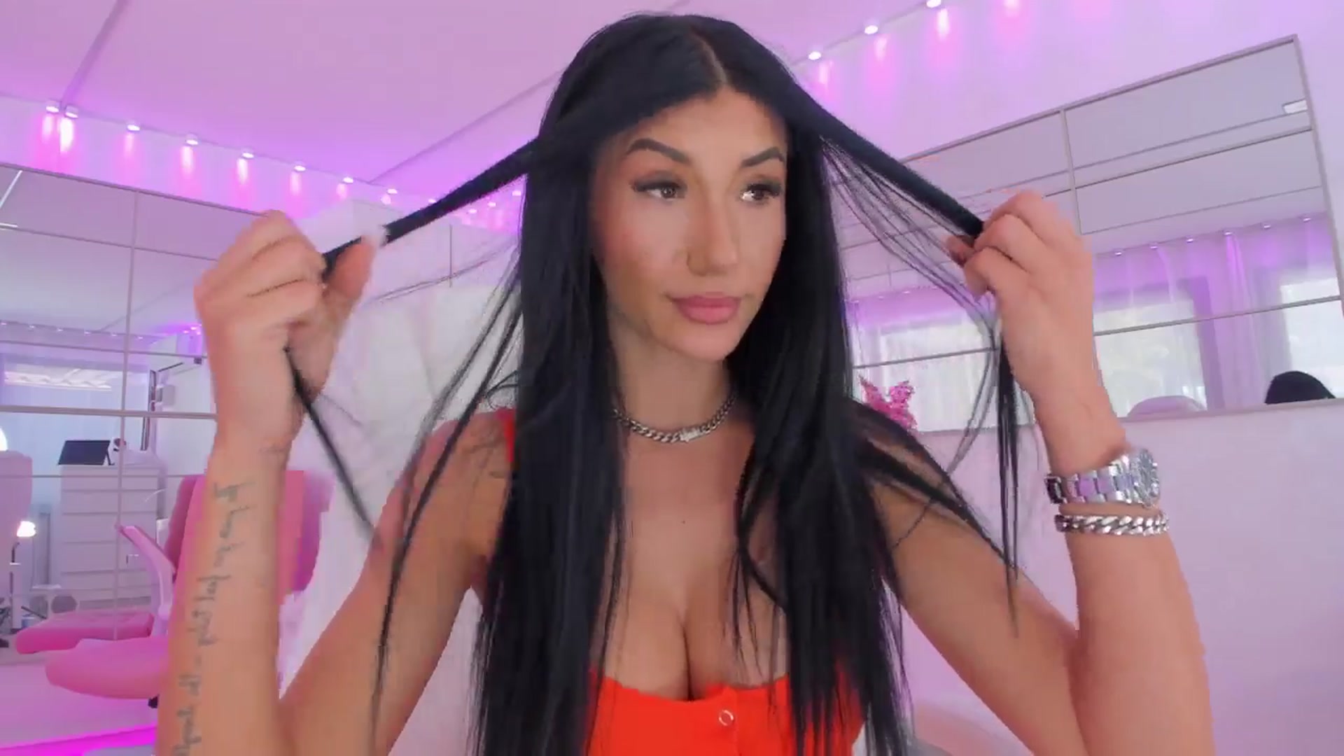 Gallery image thumbnail from Miss_diamond_'s myfreecams stream on, 04/16/2026, 12:00 image 6 of 20