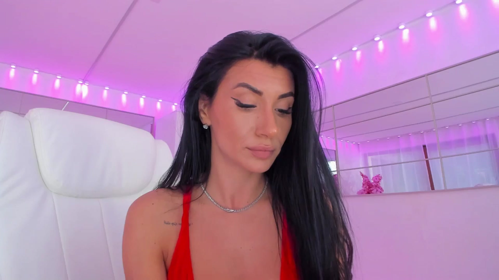 Gallery image thumbnail from Miss_diamond_'s myfreecams stream on, 04/24/2026, 13:51 image 17 of 20