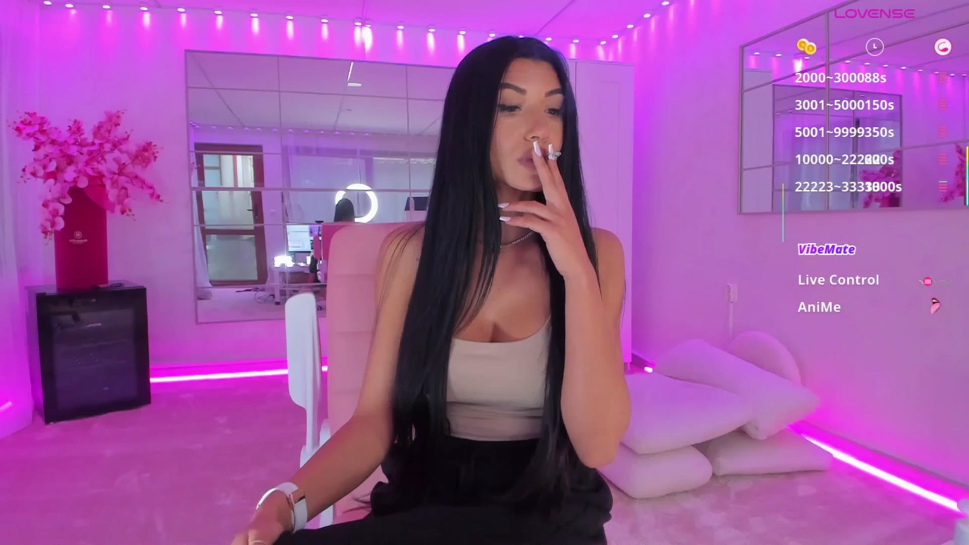 Gallery image thumbnail from Miss_diamond_'s myfreecams stream on, 04/30/2026, 14:22 image 14 of 20