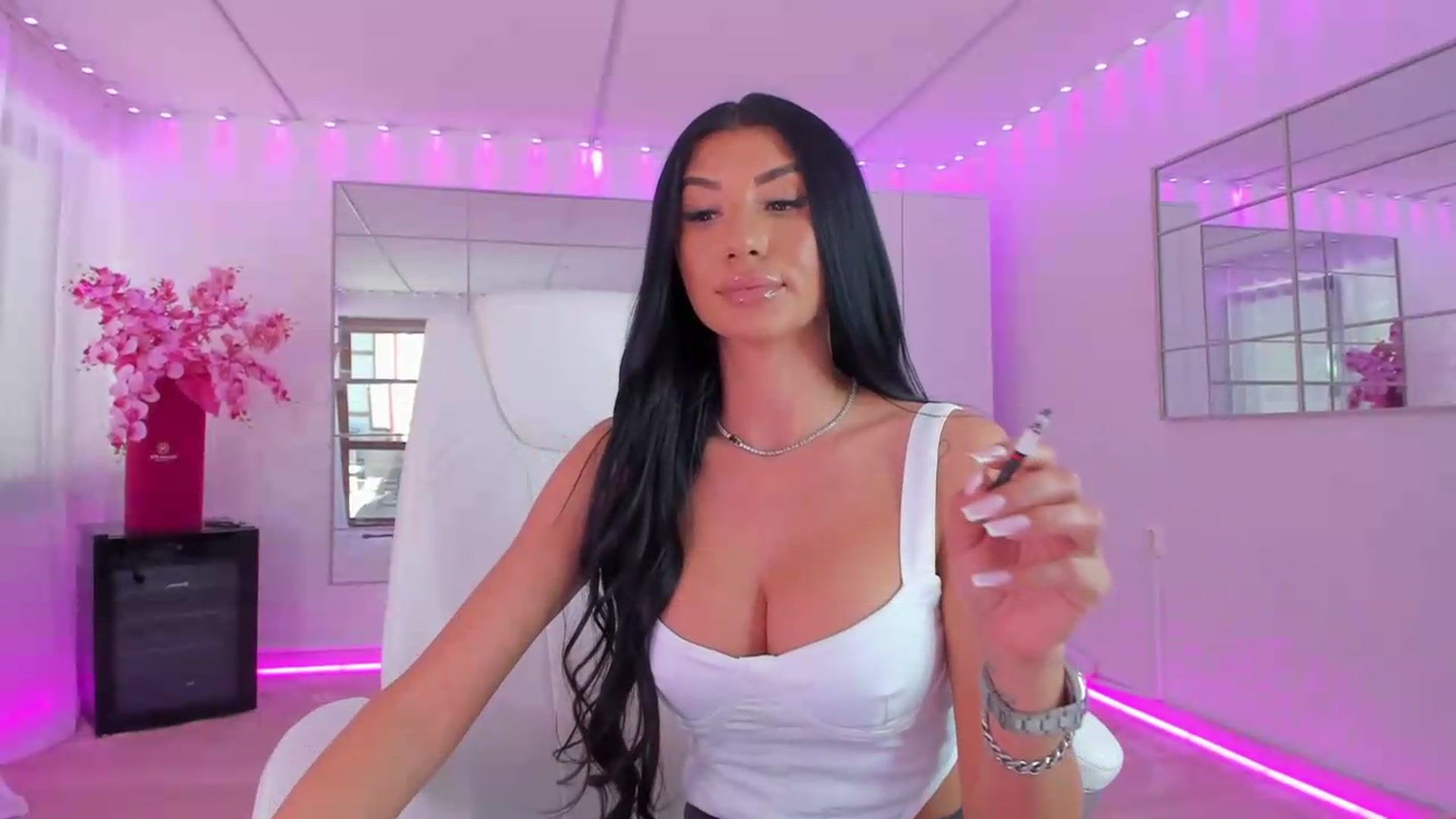 Gallery image thumbnail from Miss_diamond_'s myfreecams stream on, 05/15/2026, 12:07 image 3 of 20