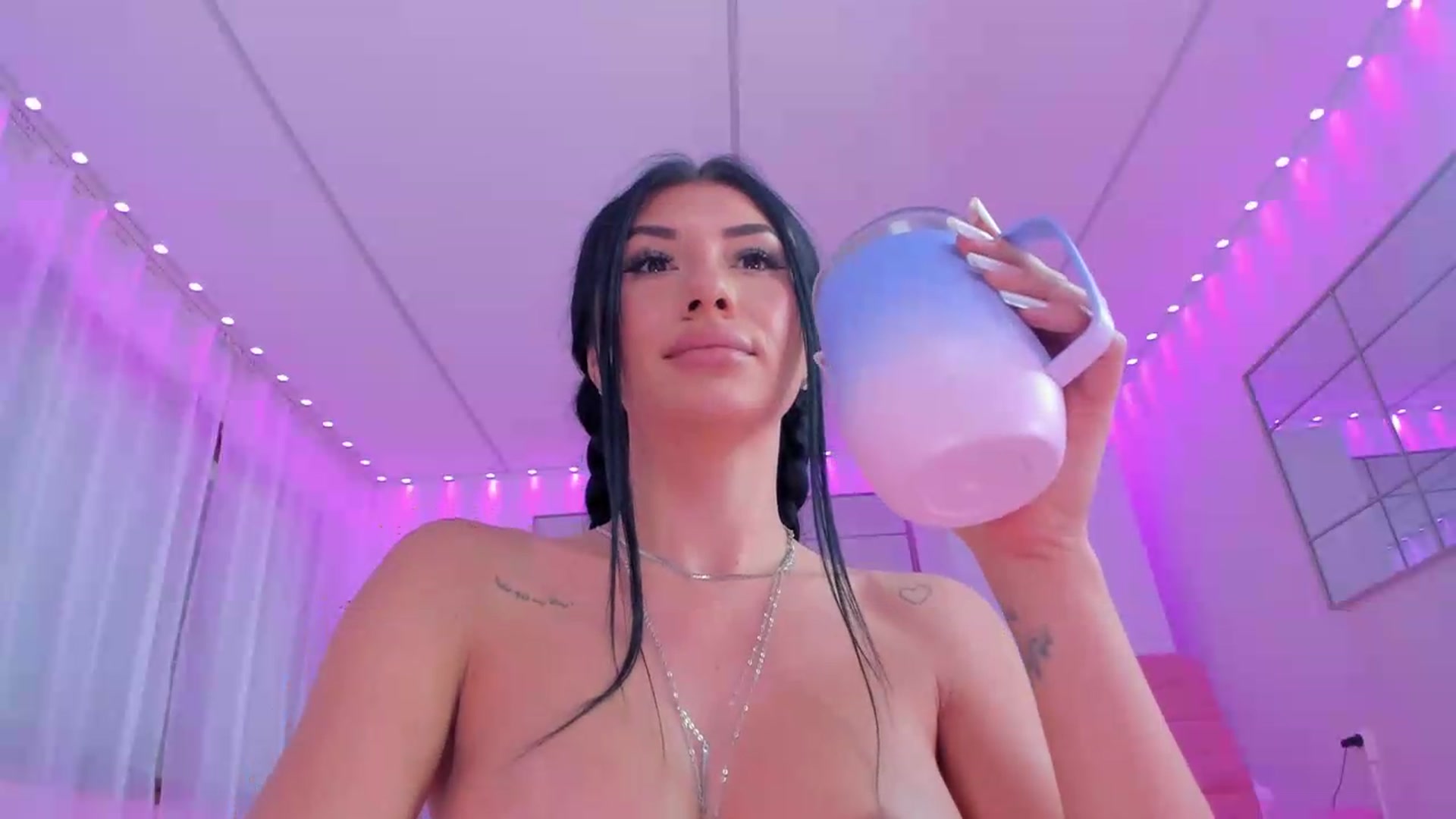Gallery image thumbnail from Miss_diamond_'s myfreecams stream on, 06/12/2026, 08:51 image 19 of 20