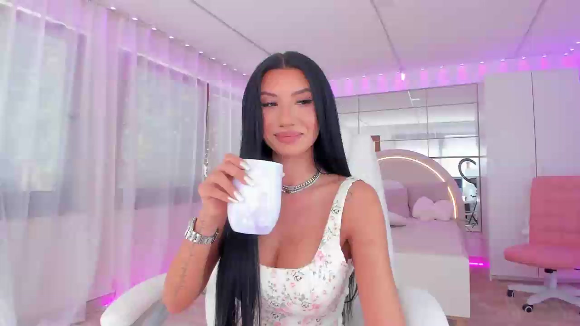 Gallery image thumbnail from Miss_diamond_'s myfreecams stream on, 06/16/2026, 10:59 image 1 of 20