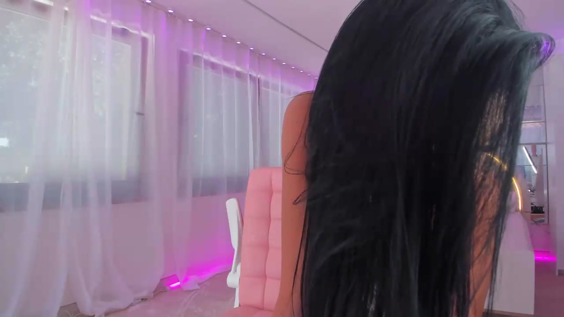 Gallery image thumbnail from Miss_diamond_'s myfreecams stream on, 06/22/2026, 11:39 image 2 of 20