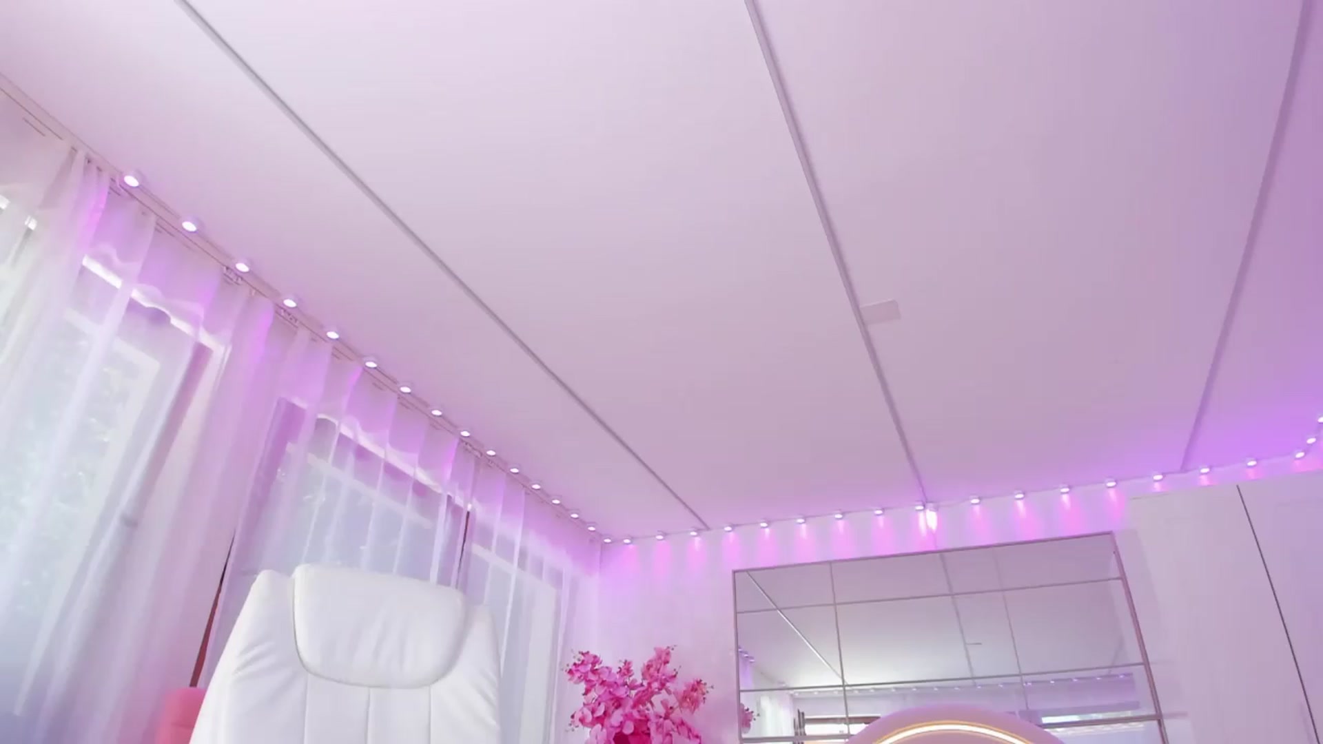 Gallery image thumbnail from Miss_diamond_'s myfreecams stream on, 06/27/2026, 11:25 image 8 of 20