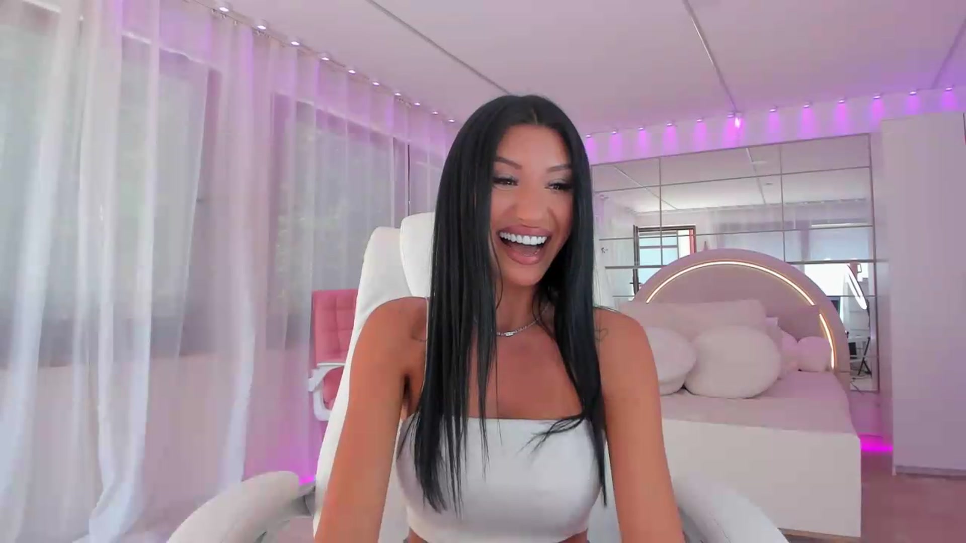 Gallery image thumbnail from Miss_diamond_'s myfreecams stream on, 07/02/2026, 08:25 image 10 of 20