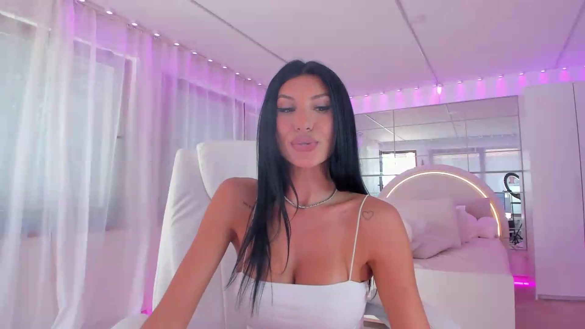 Gallery image thumbnail from Miss_diamond_'s myfreecams stream on, 07/02/2026, 12:51 image 20 of 20