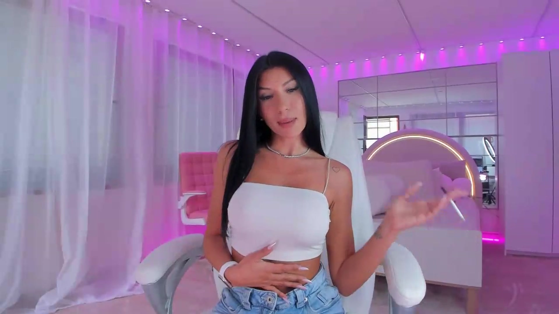 Gallery image thumbnail from Miss_diamond_'s myfreecams stream on, 07/02/2026, 14:46 image 11 of 20