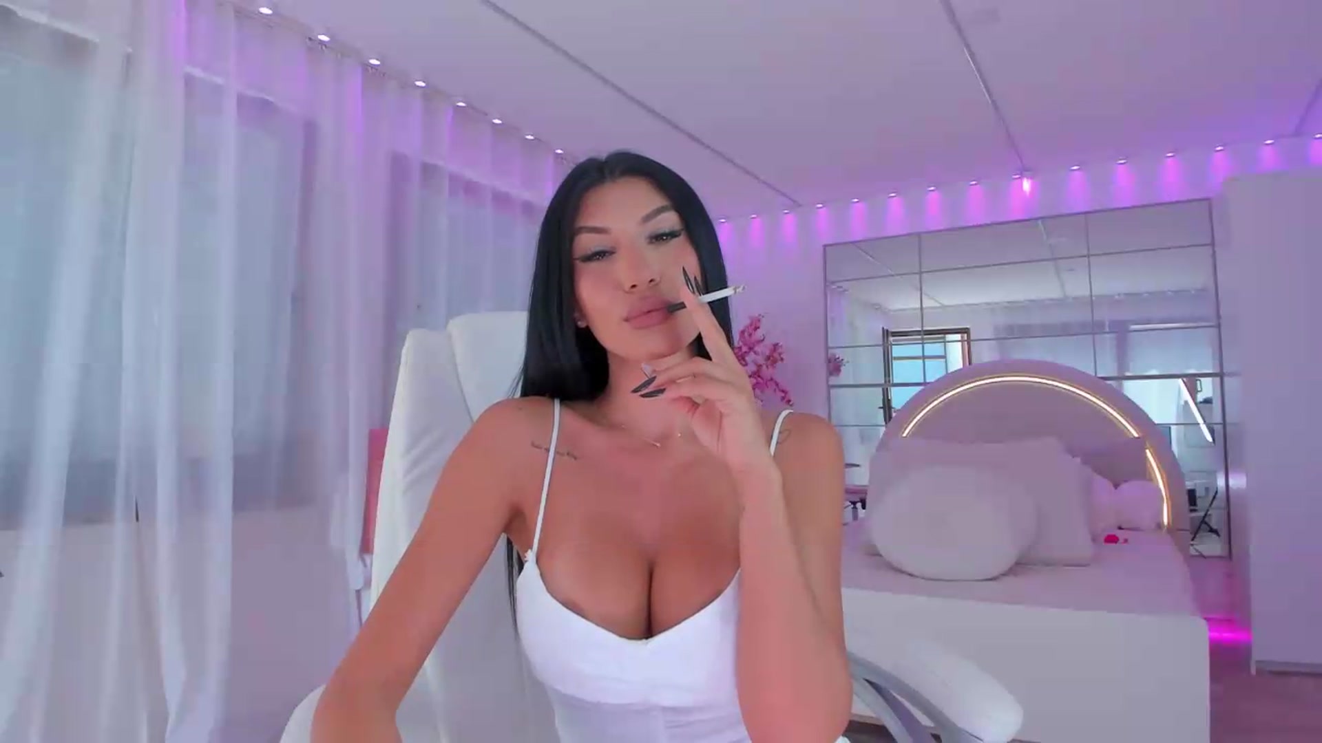 Gallery image thumbnail from Miss_diamond_'s myfreecams stream on, 07/07/2026, 10:04 image 5 of 20