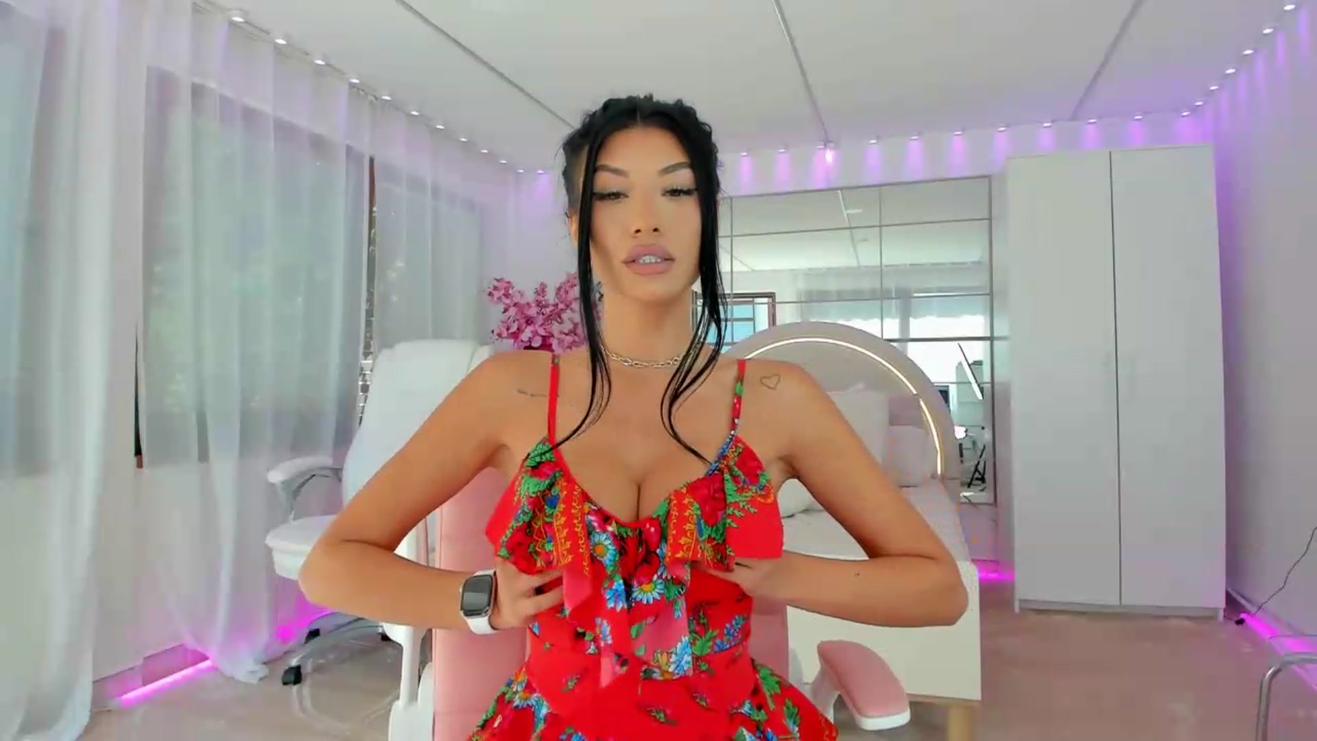 Gallery image thumbnail from Miss_diamond_'s myfreecams stream on, 07/11/2026, 07:04 image 6 of 20