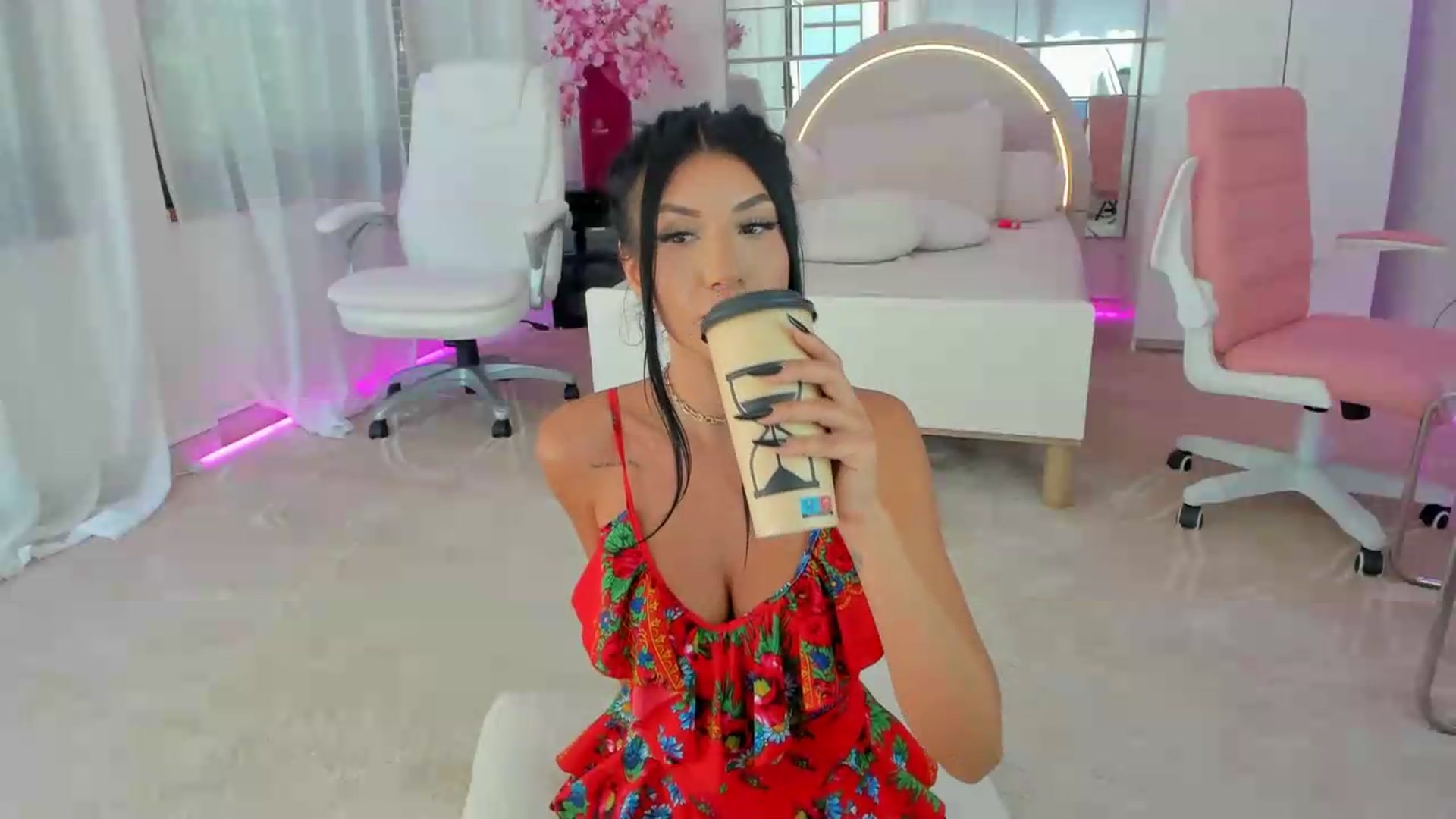Gallery image thumbnail from Miss_diamond_'s myfreecams stream on, 07/11/2026, 07:51 image 14 of 20