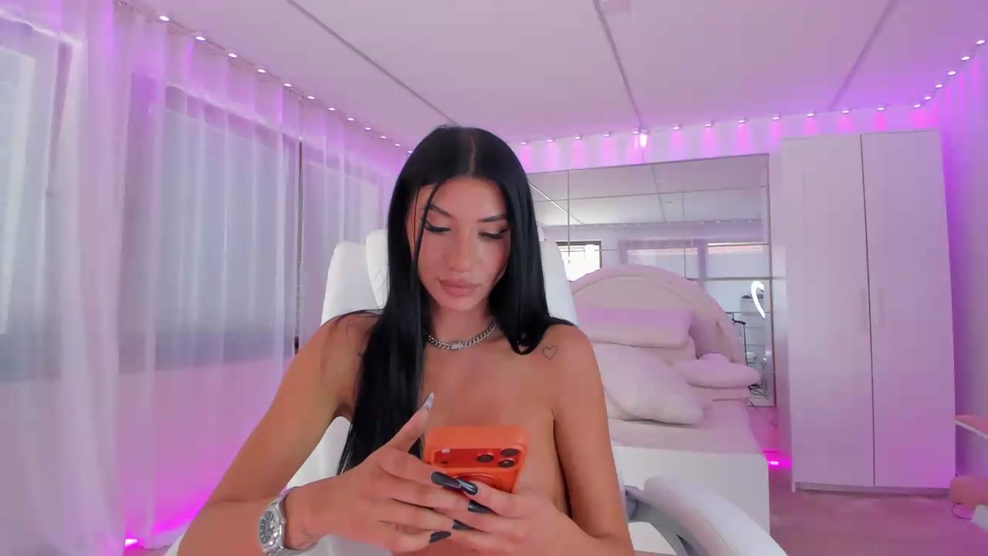 Gallery image thumbnail from Miss_diamond_'s myfreecams stream on, 07/15/2026, 13:15 image 4 of 20