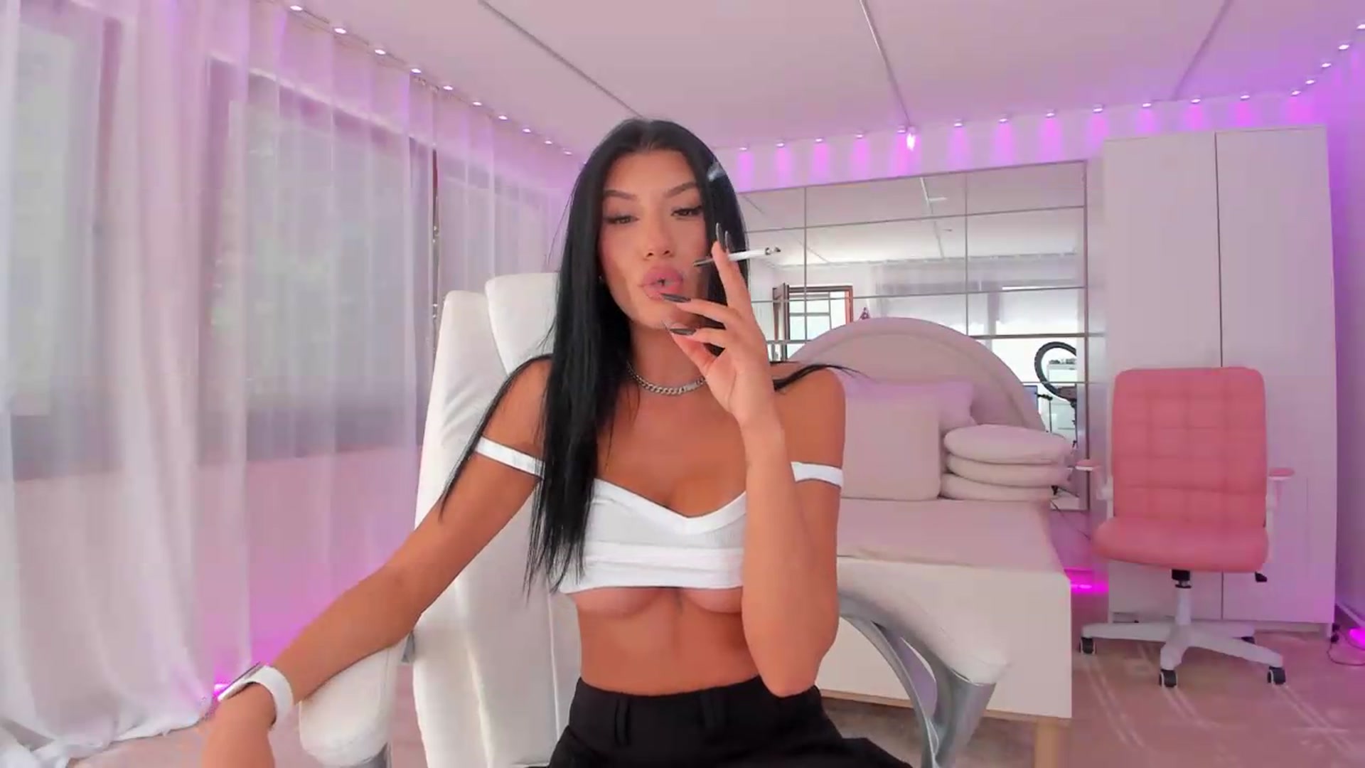 Gallery image thumbnail from Miss_diamond_'s myfreecams stream on, 07/16/2026, 07:30 image 13 of 20