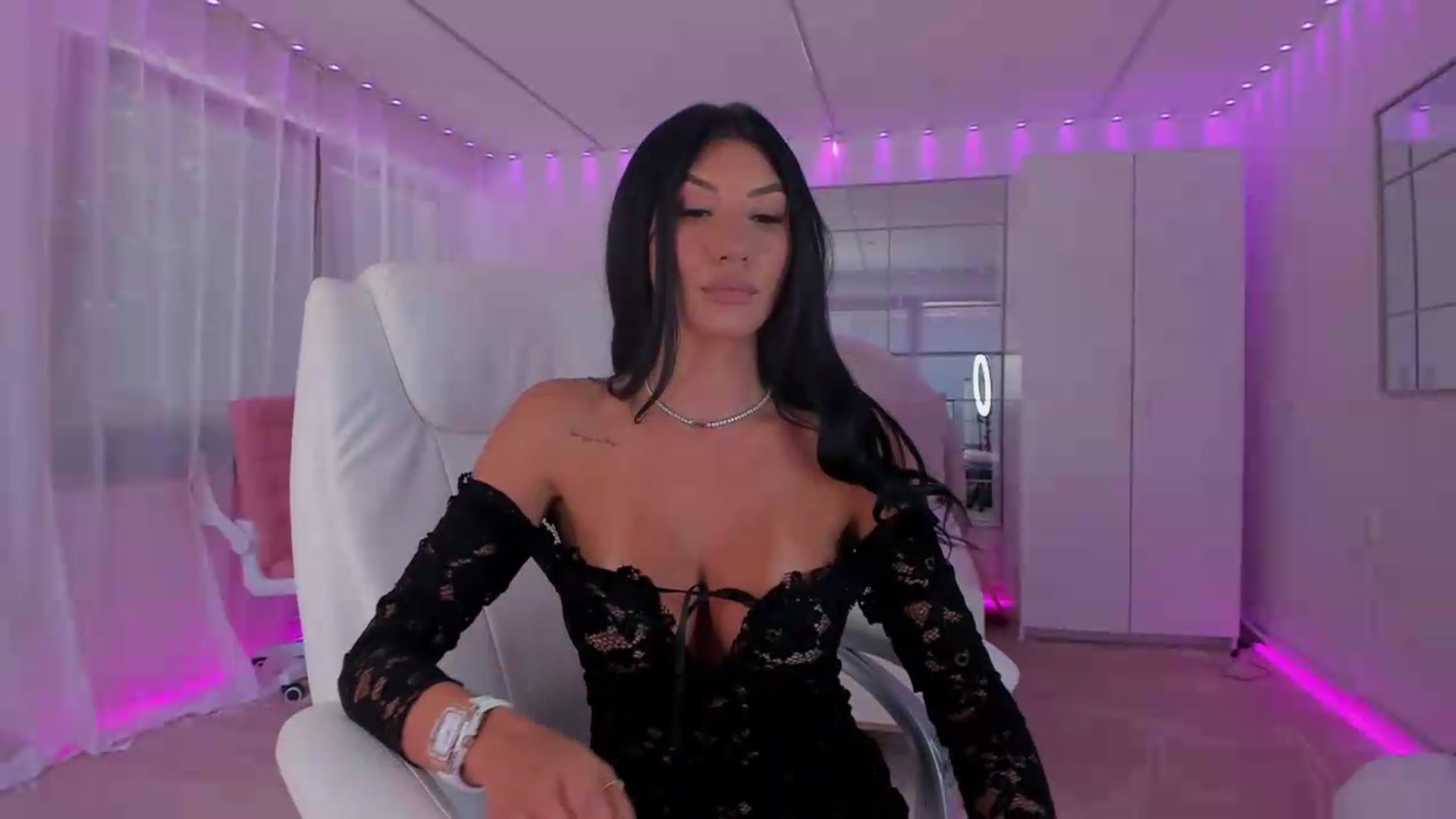 Gallery image thumbnail from Miss_diamond_'s myfreecams stream on, 07/29/2026, 11:10 image 13 of 20