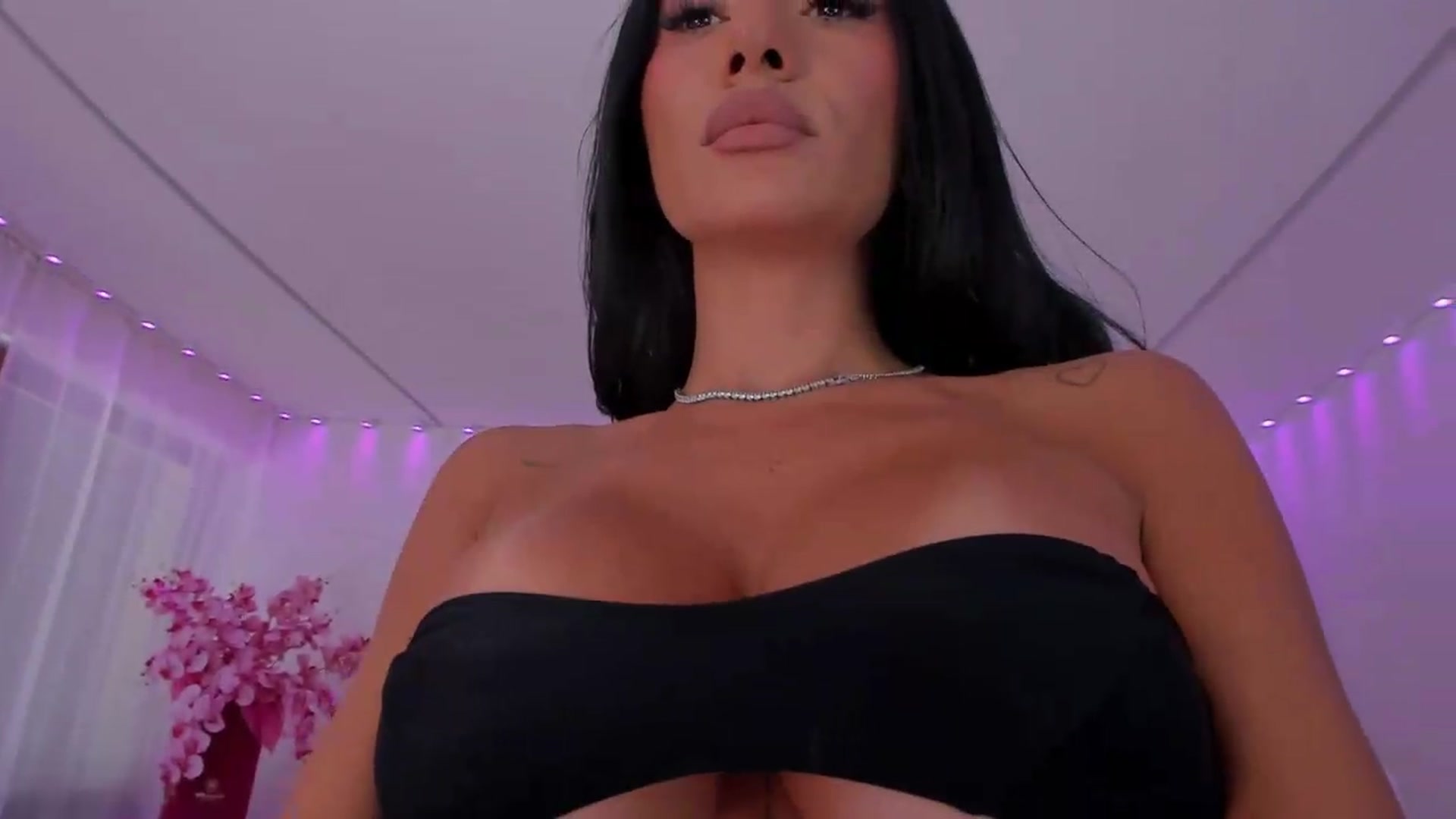 Gallery image thumbnail from Miss_diamond_'s myfreecams stream on, 07/30/2026, 09:07 image 7 of 20