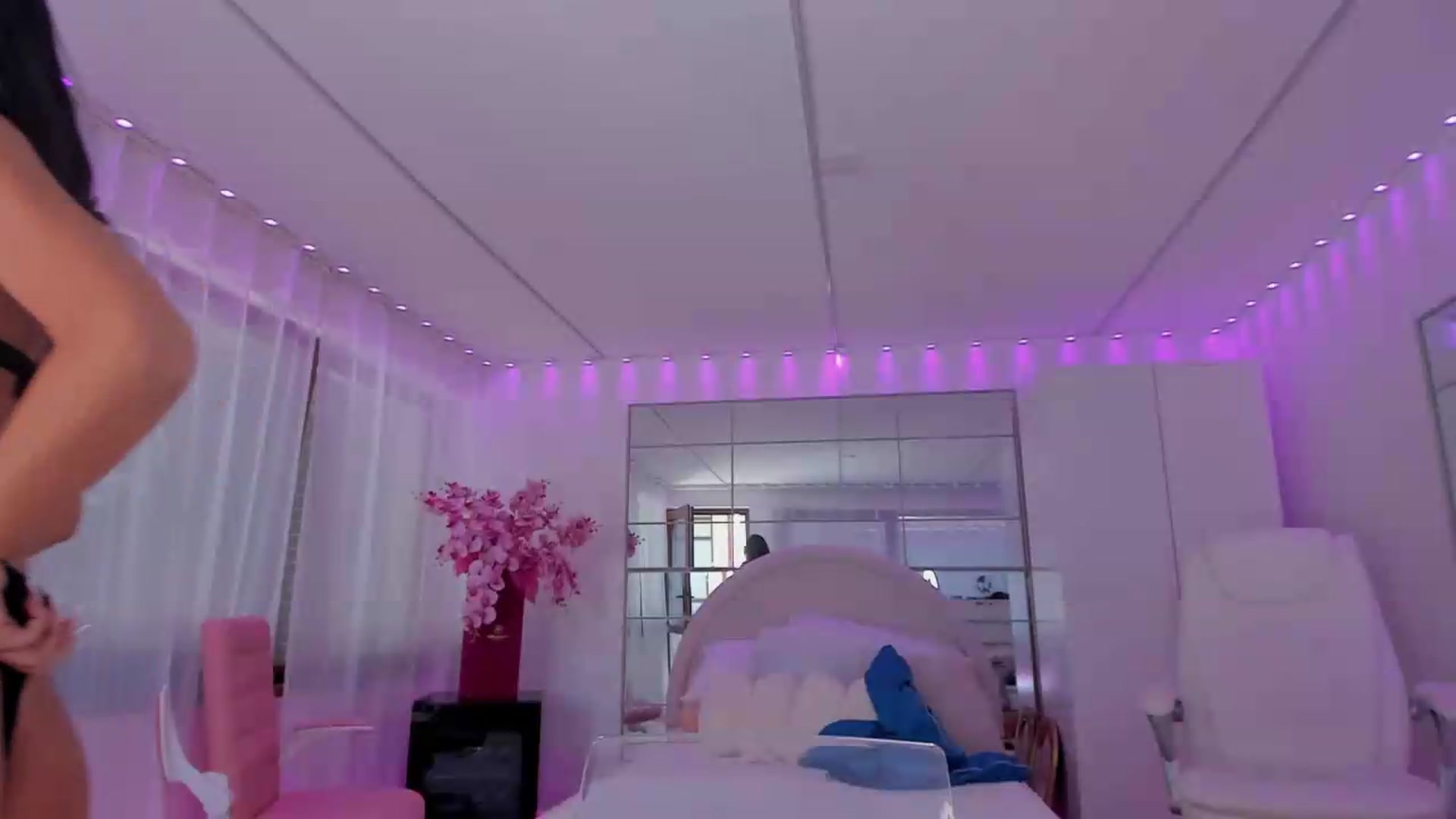 Gallery image thumbnail from Miss_diamond_'s myfreecams stream on, 07/30/2026, 09:07 image 17 of 20