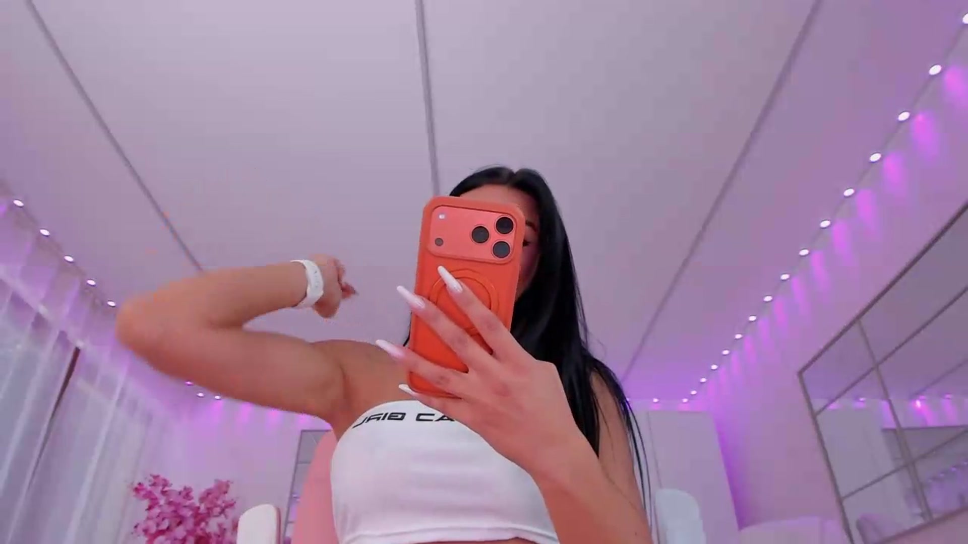 Gallery image thumbnail from Miss_diamond_'s myfreecams stream on, 08/15/2026, 11:18 image 11 of 20
