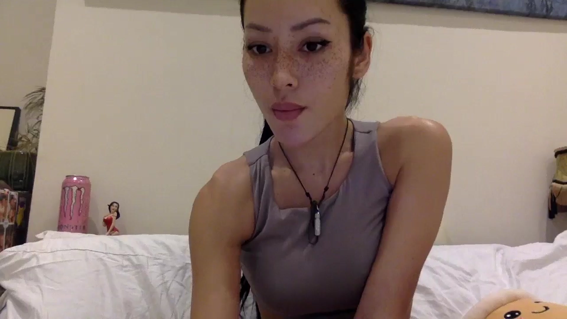 Gallery image thumbnail from Miss_emiko's myfreecams stream on, 11/26/2024, 19:38 image 2 of 20