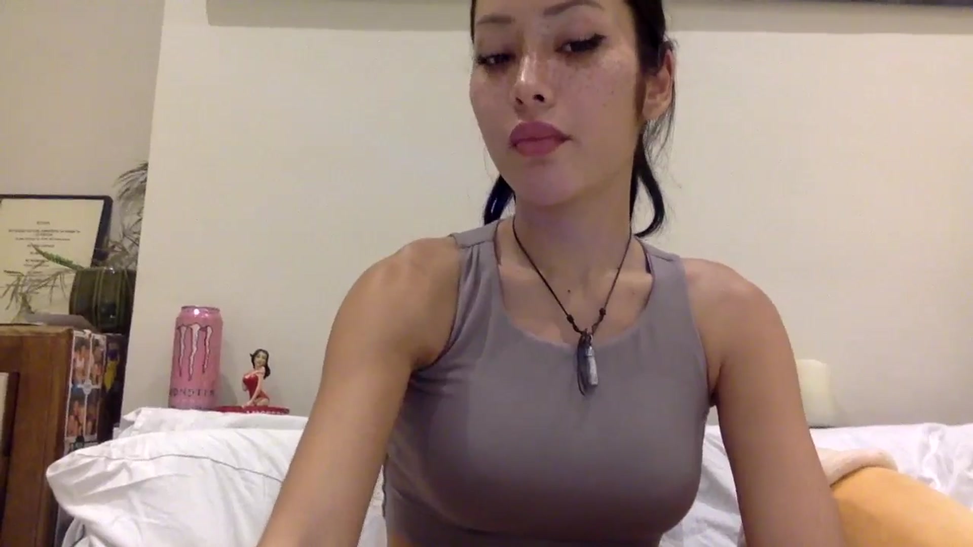 Gallery image thumbnail from Miss_emiko's myfreecams stream on, 11/26/2024, 20:04 image 6 of 20