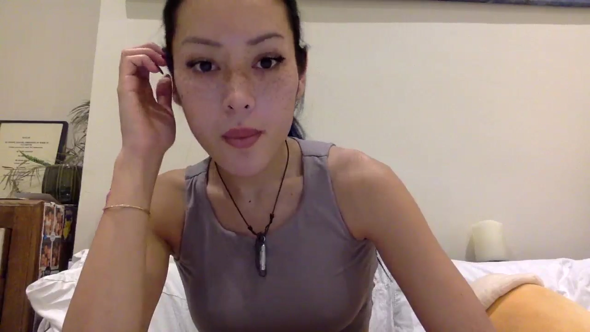 Gallery image thumbnail from Miss_emiko's myfreecams stream on, 11/26/2024, 20:04 image 3 of 20