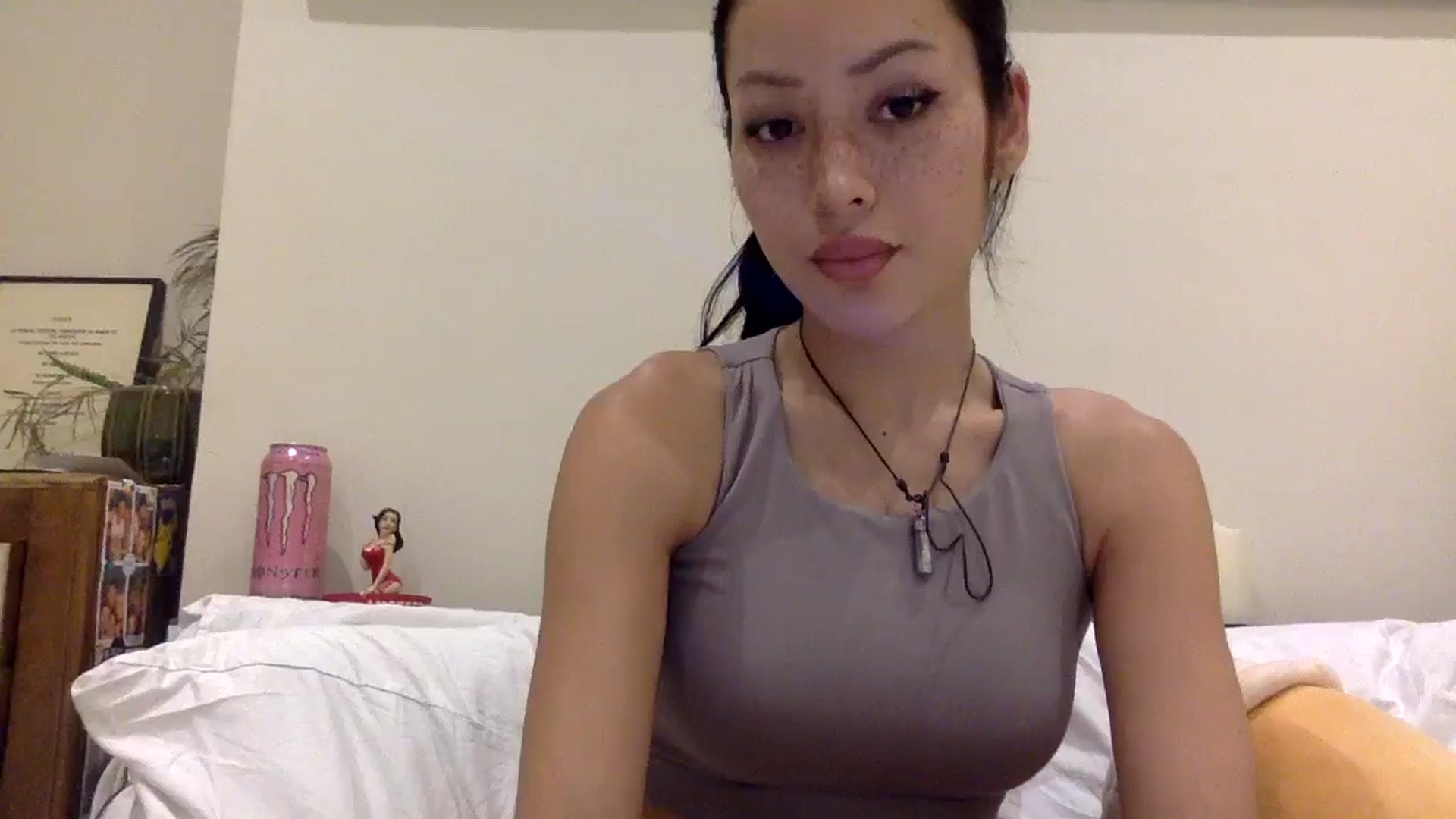 Gallery image thumbnail from Miss_emiko's myfreecams stream on, 11/26/2024, 20:04 image 9 of 20