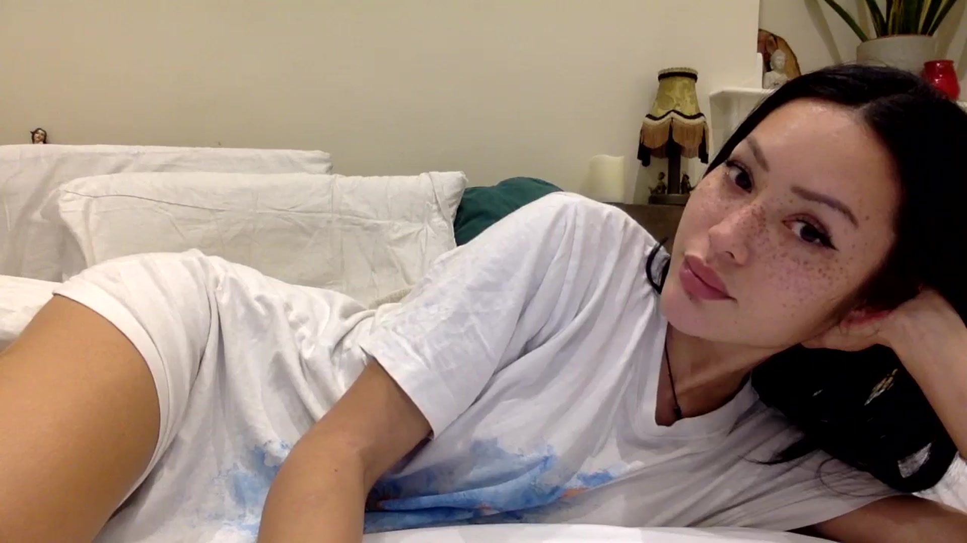 Gallery image thumbnail from Miss_emiko's myfreecams stream on, 11/28/2024, 02:01 image 3 of 20