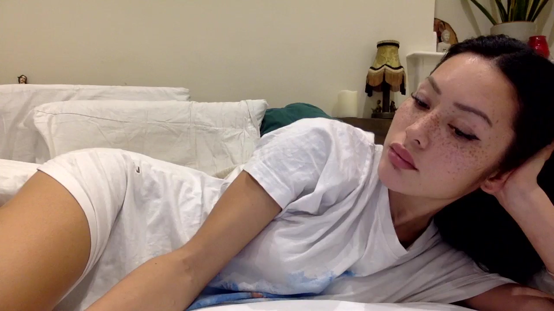 Gallery image thumbnail from Miss_emiko's myfreecams stream on, 11/28/2024, 02:01 image 7 of 20