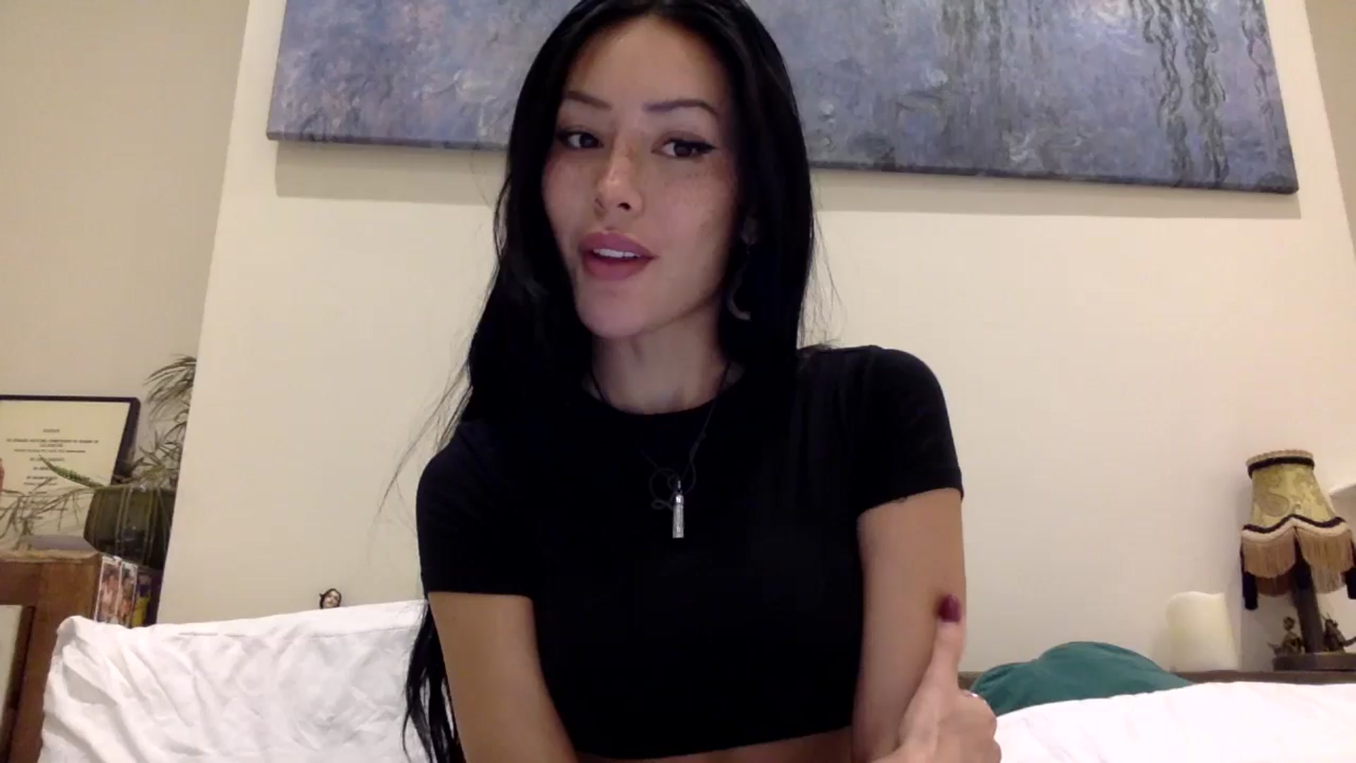 Gallery image thumbnail from Miss_emiko's myfreecams stream on, 11/28/2024, 19:02 image 19 of 20