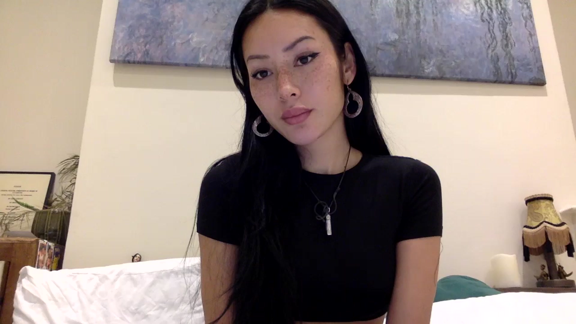 Gallery image thumbnail from Miss_emiko's myfreecams stream on, 11/28/2024, 19:02 image 5 of 20