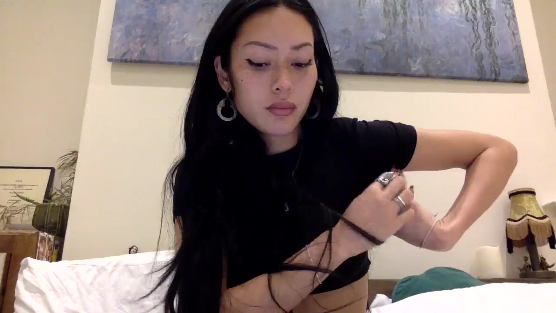 Gallery image thumbnail from Miss_emiko's myfreecams stream on, 11/28/2024, 19:02 image 6 of 20