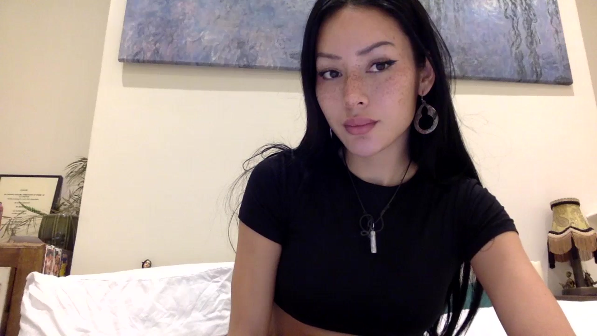 Gallery image thumbnail from Miss_emiko's myfreecams stream on, 11/28/2024, 19:02 image 9 of 20