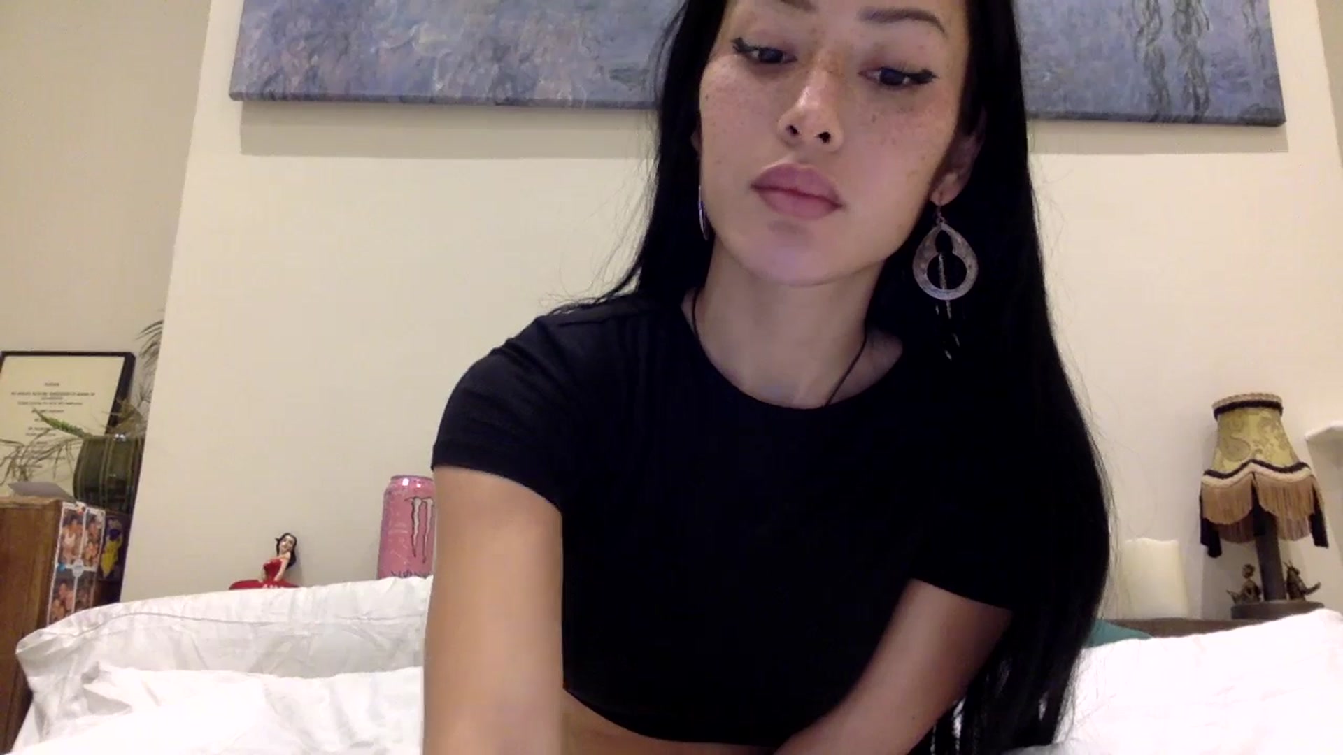 Gallery image thumbnail from Miss_emiko's myfreecams stream on, 11/28/2024, 20:20 image 17 of 20