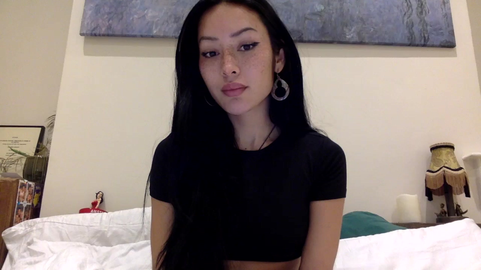 Gallery image thumbnail from Miss_emiko's myfreecams stream on, 11/28/2024, 20:20 image 1 of 20