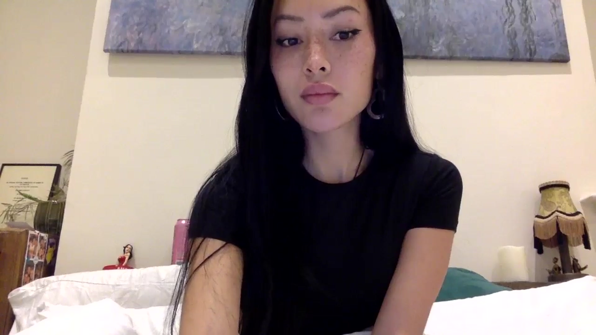 Gallery image thumbnail from Miss_emiko's myfreecams stream on, 11/28/2024, 20:20 image 4 of 20