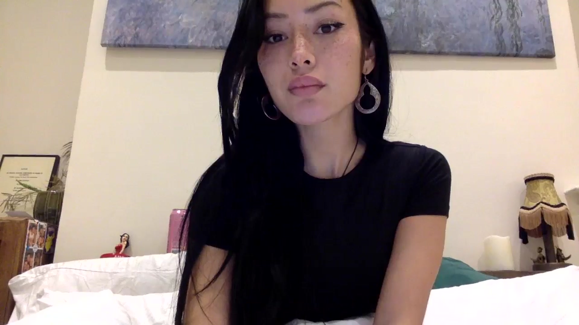 Gallery image thumbnail from Miss_emiko's myfreecams stream on, 11/28/2024, 20:20 image 5 of 20