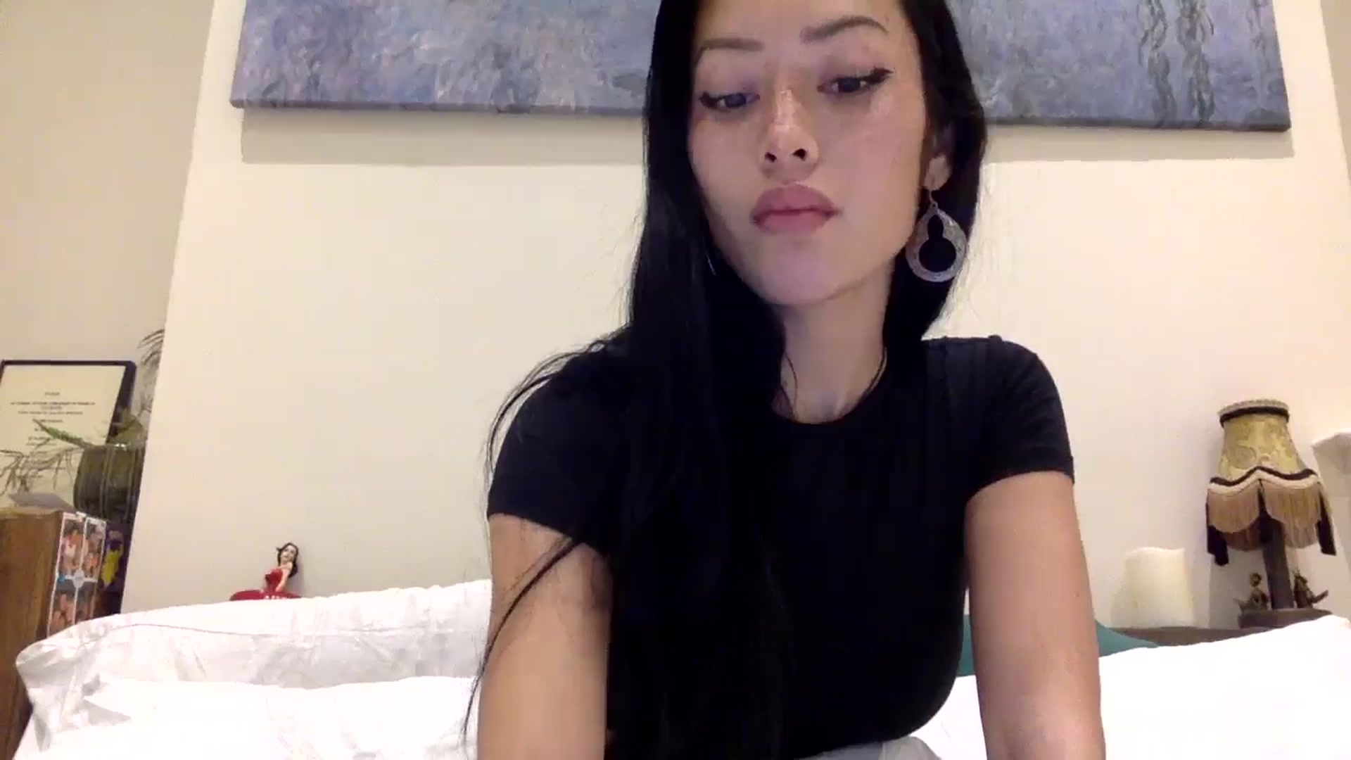 Gallery image thumbnail from Miss_emiko's myfreecams stream on, 11/28/2024, 20:20 image 12 of 20