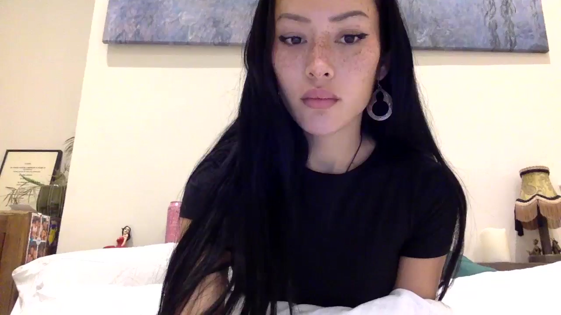 Gallery image thumbnail from Miss_emiko's myfreecams stream on, 11/28/2024, 20:20 image 20 of 20