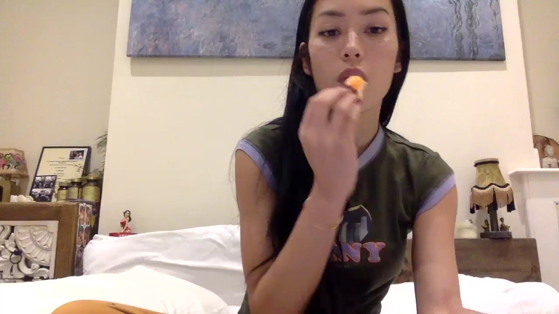 Gallery image thumbnail from Miss_emiko's myfreecams stream on, 01/09/2025, 22:00 image 9 of 20