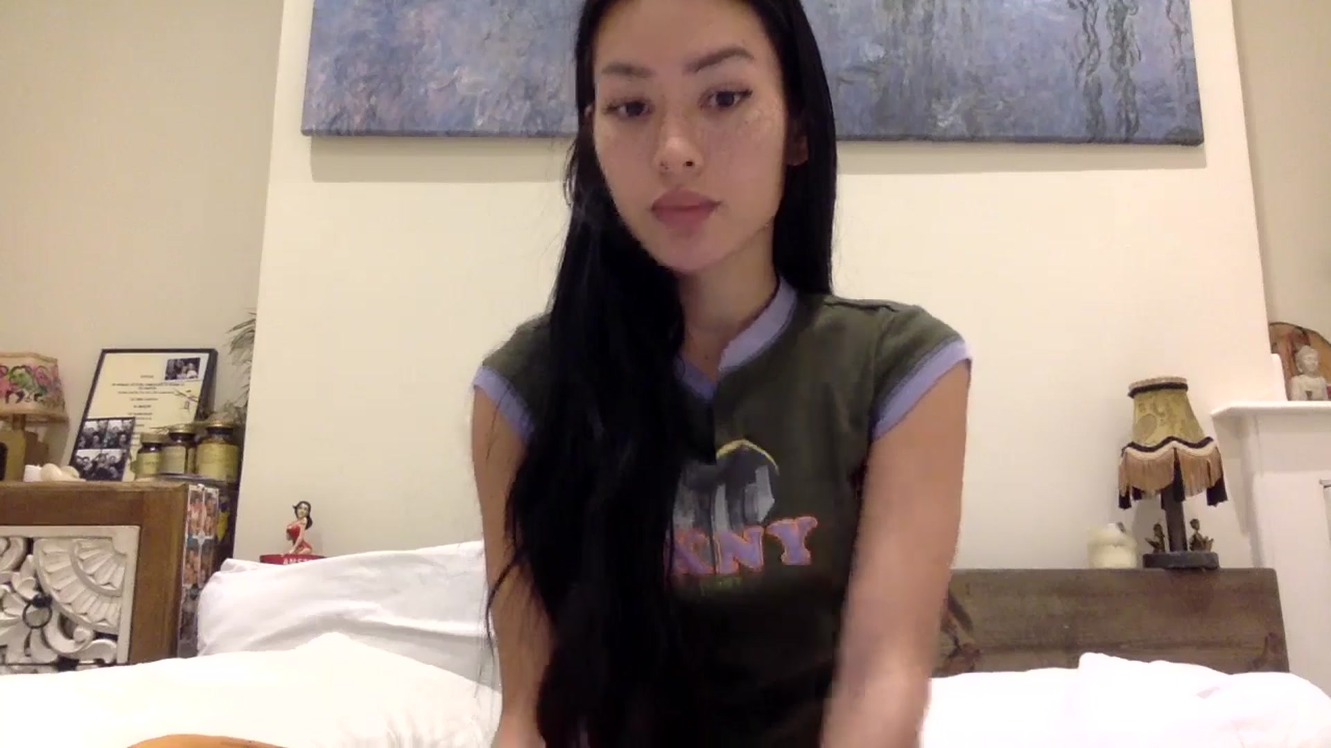 Gallery image thumbnail from Miss_emiko's myfreecams stream on, 01/09/2025, 22:00 image 10 of 20