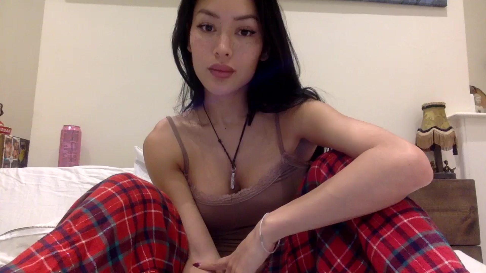Gallery image thumbnail from Miss_emiko's myfreecams stream on, 01/14/2025, 01:49 image 13 of 20