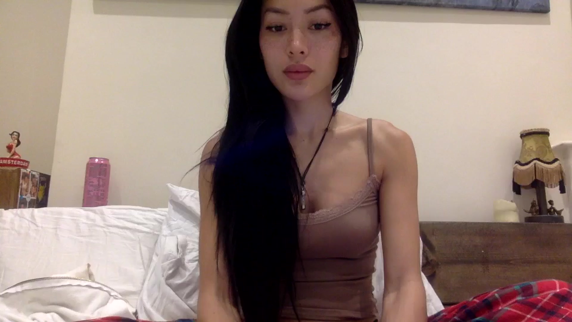 Gallery image thumbnail from Miss_emiko's myfreecams stream on, 01/14/2025, 01:49 image 7 of 20